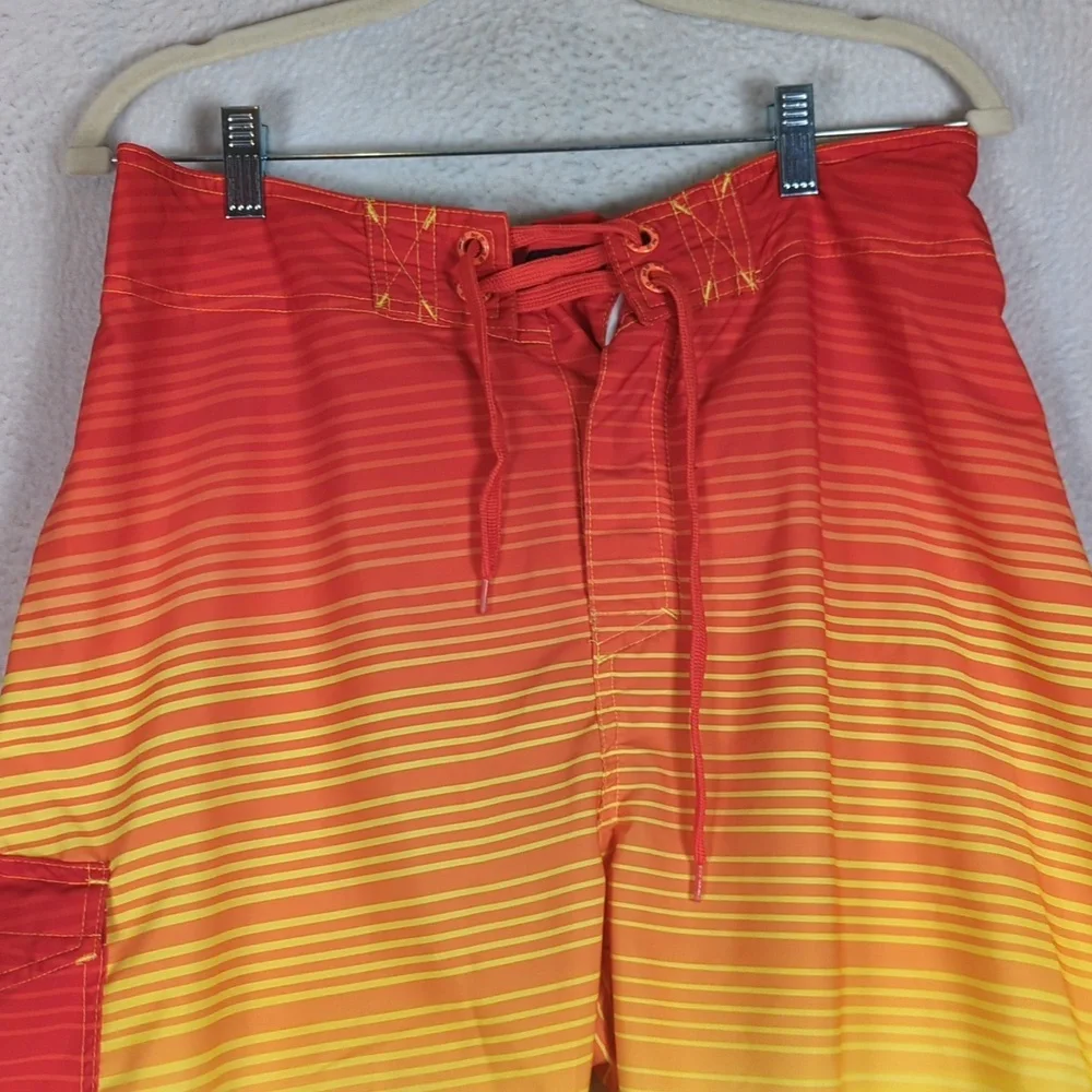 BKE Sport Men's Vibrant Red Athletic Fit Board Shorts Size‎ 34